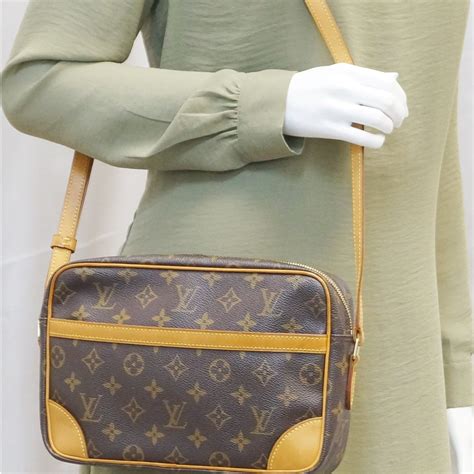 louis vuitton monogram trocadero 27 crossbody bag|trocadero 27 crossbody.